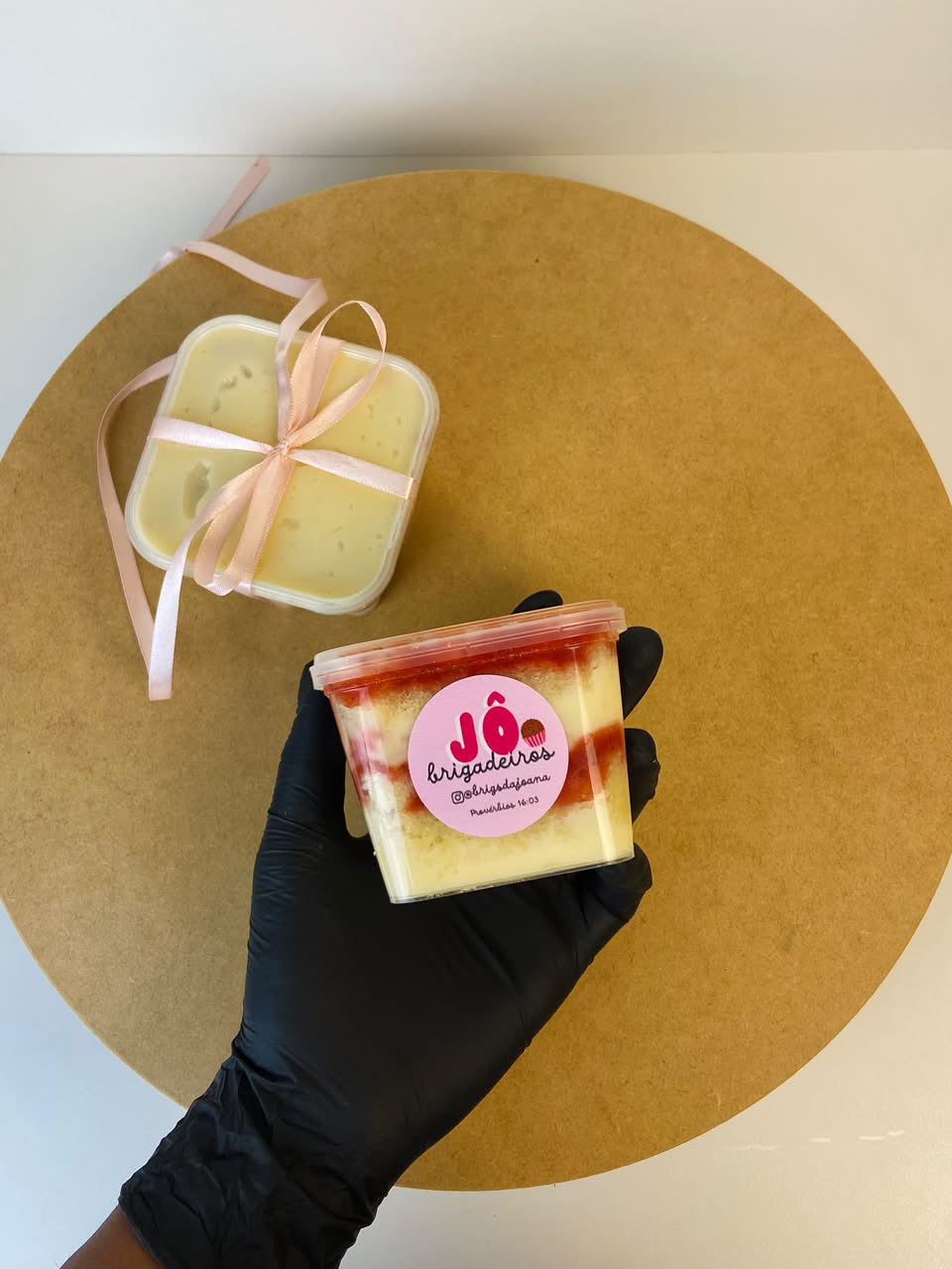 Bolo de Pote Ninho com Geleia de Morango (250g)